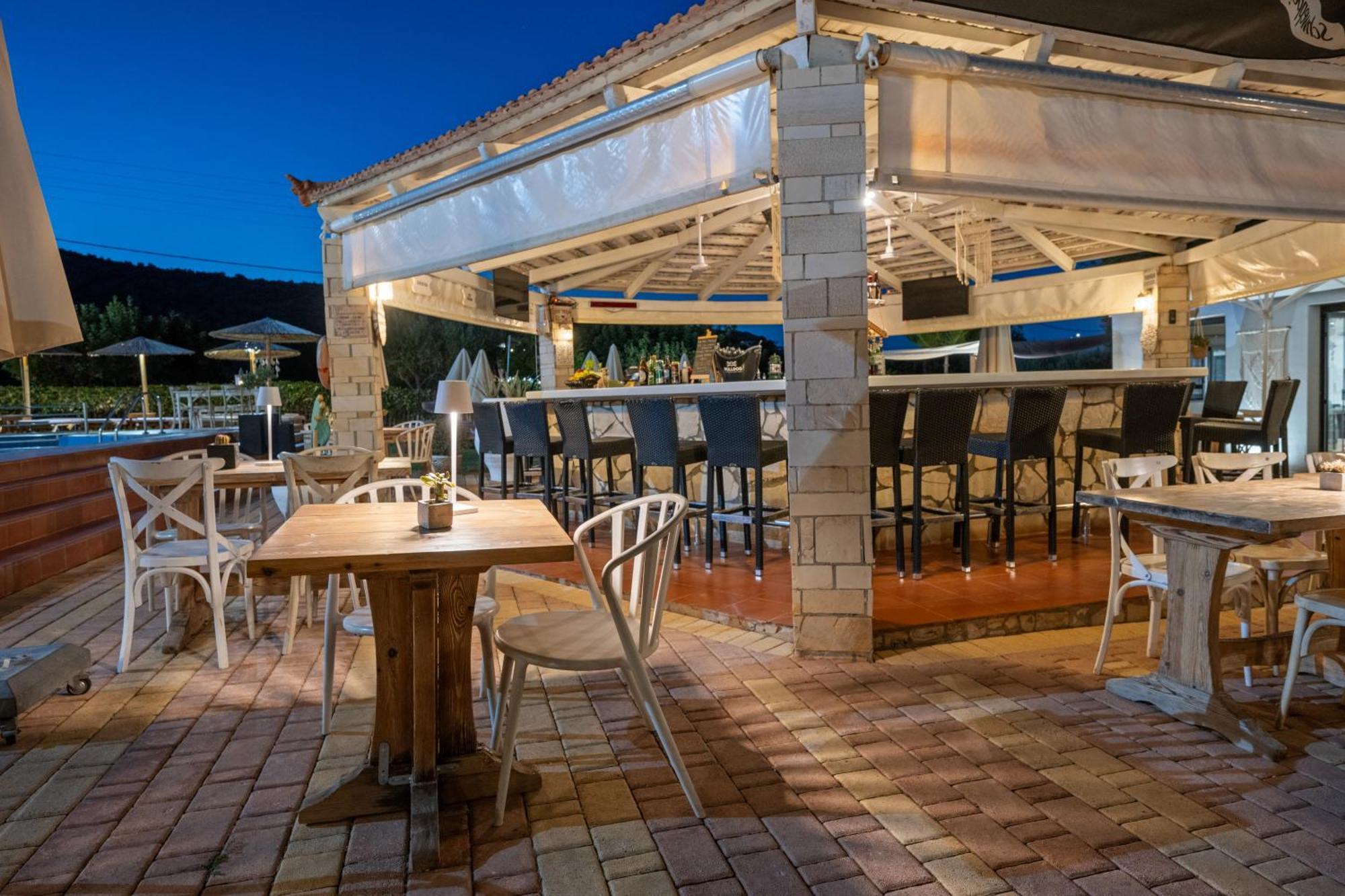 Nikos Apartments Сталида Экстерьер фото